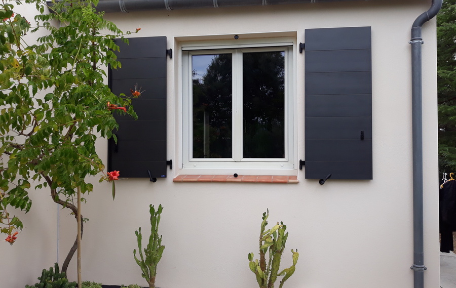 Volets battants épurés à MONTLUCON