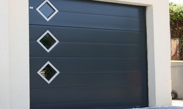 Portes de garage &agrave;&nbsp;MONTLUCON